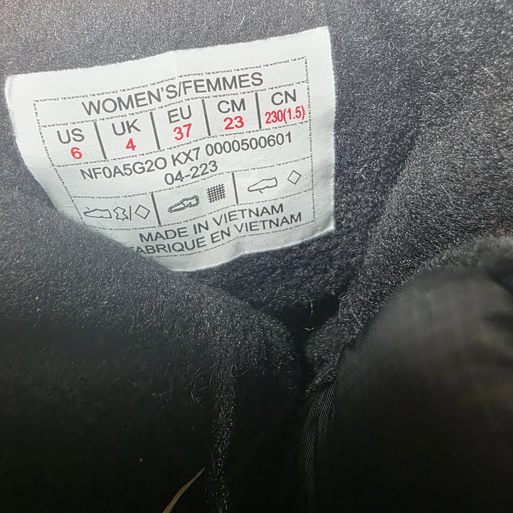 The North Face Waterproof Black Leather Lace Up Duck Snow Boots Womens‎